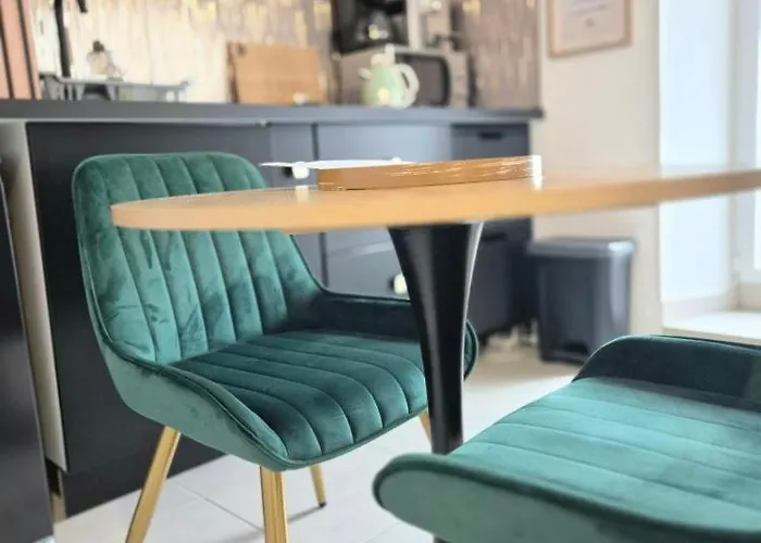 דירה La Longere Du Moulin, T2 Independant Equipe Avec Cuisine, Parking Individuel Avec Portail, Salon De Jardin, Belle Grande